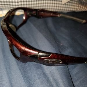 OAKLEY STRAIGHT PLUM FRAME ONLY
